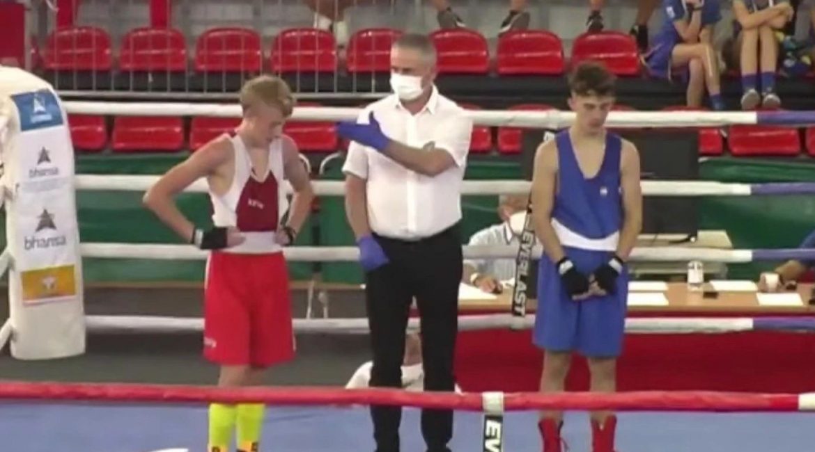 Кипель Андрей и Новик Андрей вышли в 1/4 финала чемпионата Европы по боксу среди школьников в г. Сараево (Босния-Герцеговина)